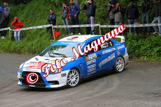 943.jpg